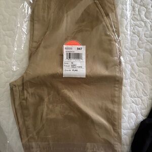Boy's Khaki Shorts 10, NWT, Stretch Fabric Uniform Suitable